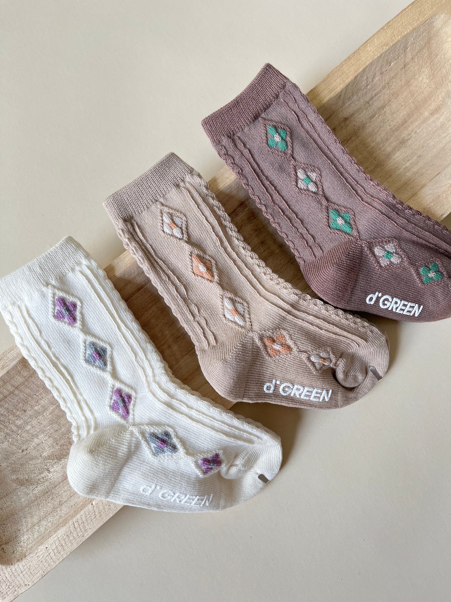 FLOWER SOCKS SET